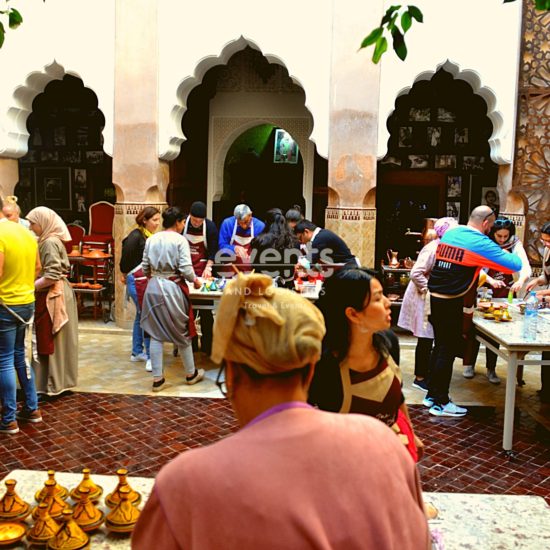 Atelier-culinaire-Cours-de-cuisine-marocaine-traditionnelle-Riad-Medina-Marrakech-